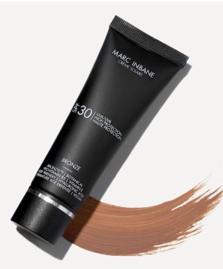 Náš tónovaný denní krém je vaším ideálním společníkem na krásu. ✨ Nejenže vytvoří bezchybný základ pro péči o pleť a...